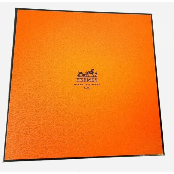 Hermès Horse Hand Towel Beige Equestrian Luxury Cotton Towel France w/ Box - Picture 5 of 5